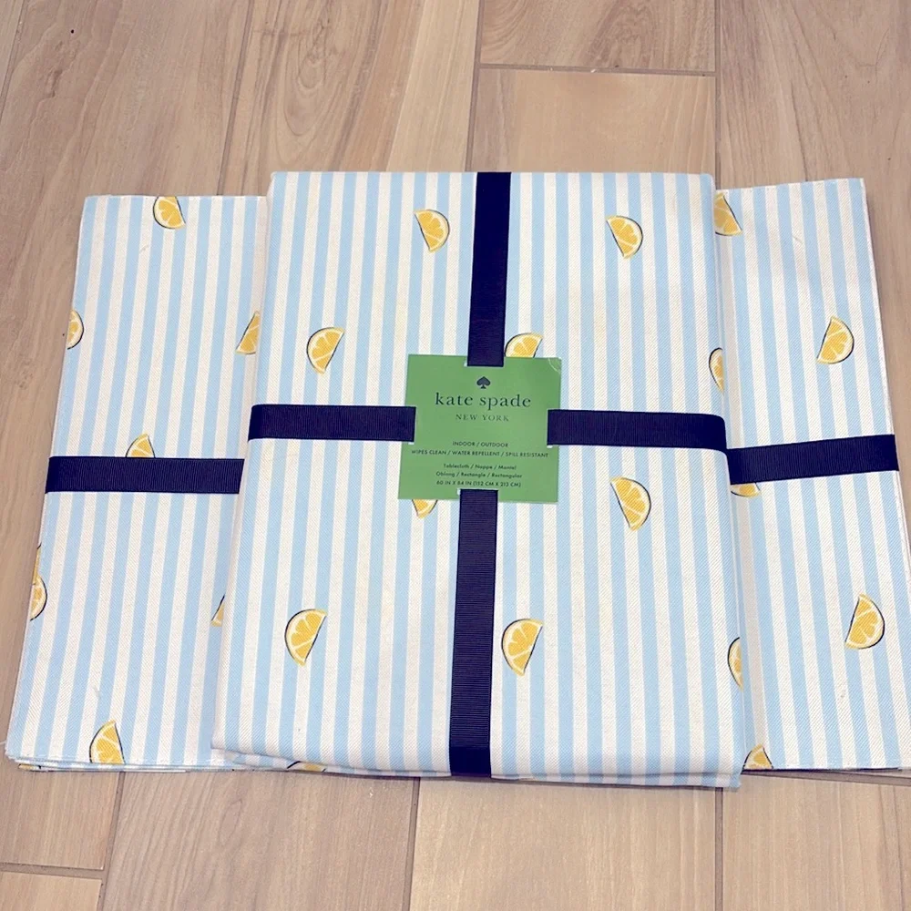 NWT Kate Spade dining bundle: striped lemon wedge placemats & tablecloth